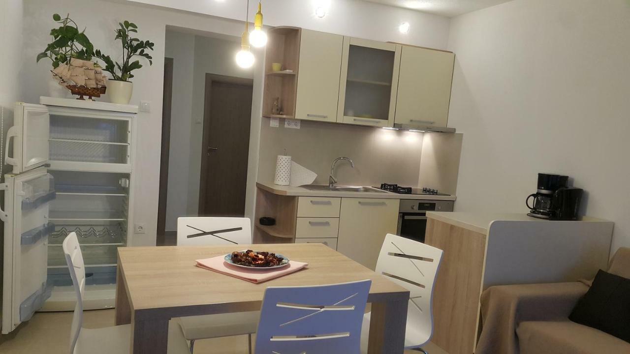 Apartments Anaivana Trogir Exterior photo