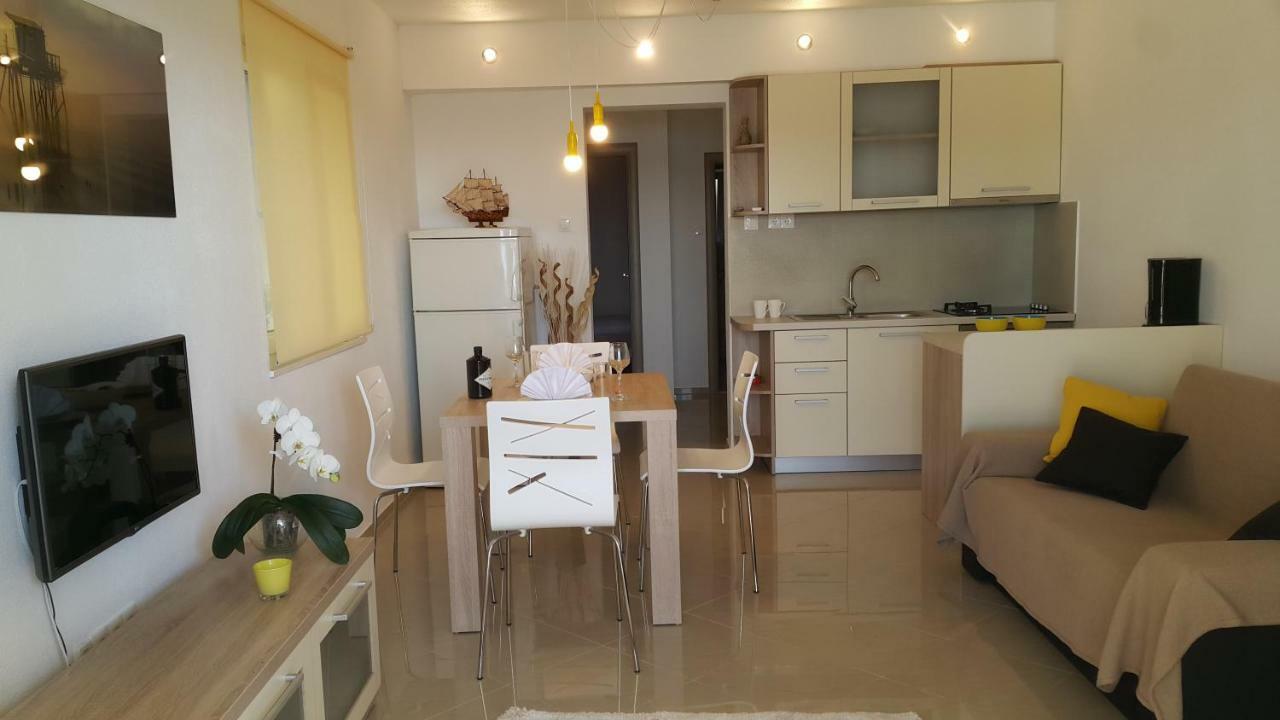 Apartments Anaivana Trogir Exterior photo
